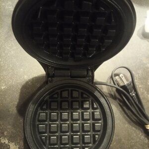 Toastmaster mini waffle maker